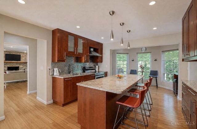 2331 Donnington Lane, Anderson Twp, OH 45244