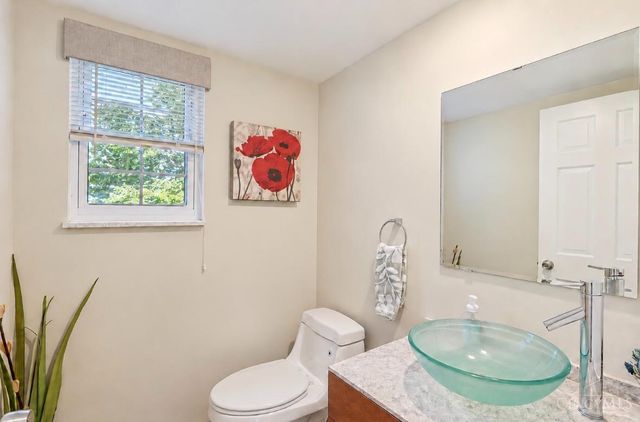 2331 Donnington Lane, Anderson Twp, OH 45244