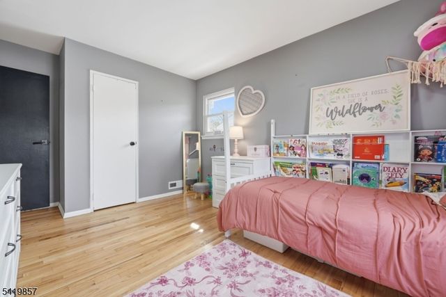 5 Epping Dr, Kenilworth Boro, NJ 07033