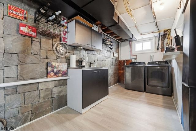 5 Epping Dr, Kenilworth Boro, NJ 07033