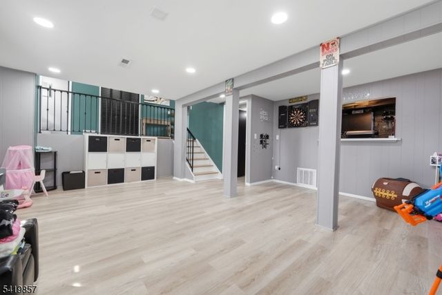 5 Epping Dr, Kenilworth Boro, NJ 07033