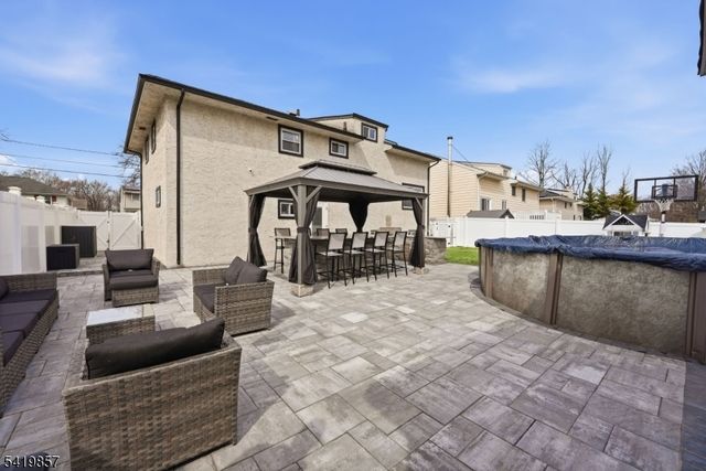 5 Epping Dr, Kenilworth Boro, NJ 07033