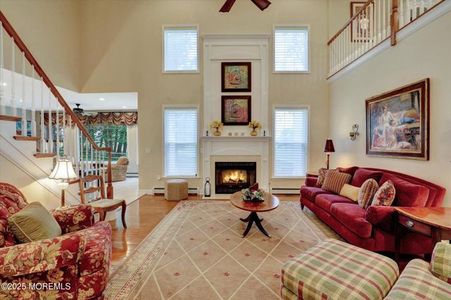 50 Hedgerow Lane, Manalapan, NJ 07726