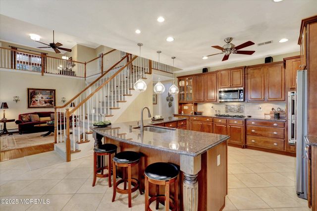 50 Hedgerow Lane, Manalapan, NJ 07726