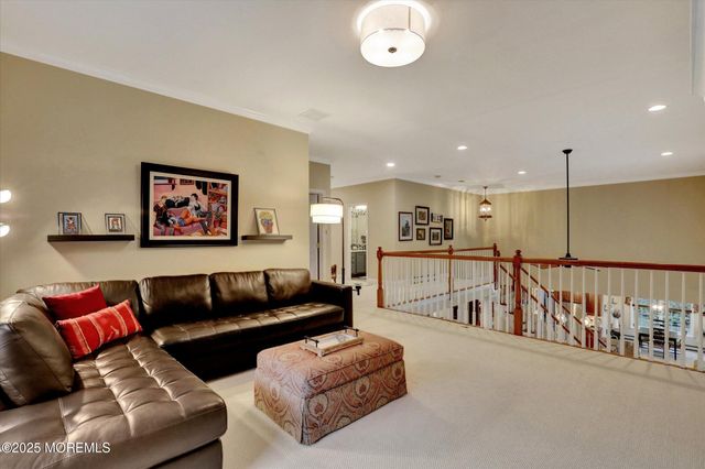 50 Hedgerow Lane, Manalapan, NJ 07726