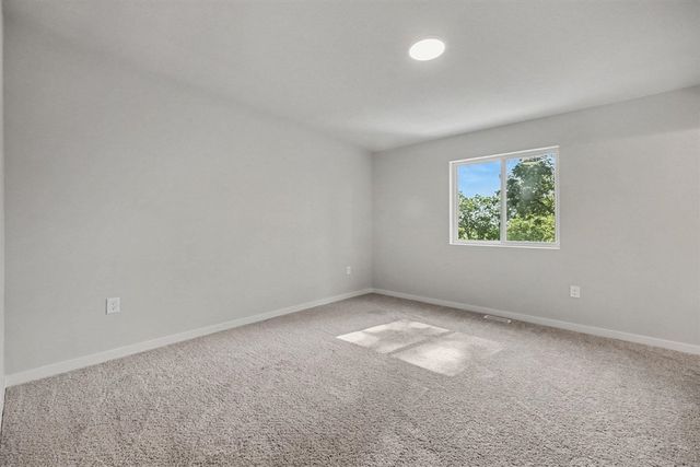 1002 Cedarwood Drive, Greenville, MI 48838