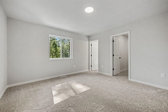 1002 Cedarwood Drive, Greenville, MI 48838