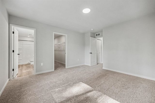 1002 Cedarwood Drive, Greenville, MI 48838