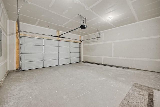 1002 Cedarwood Drive, Greenville, MI 48838