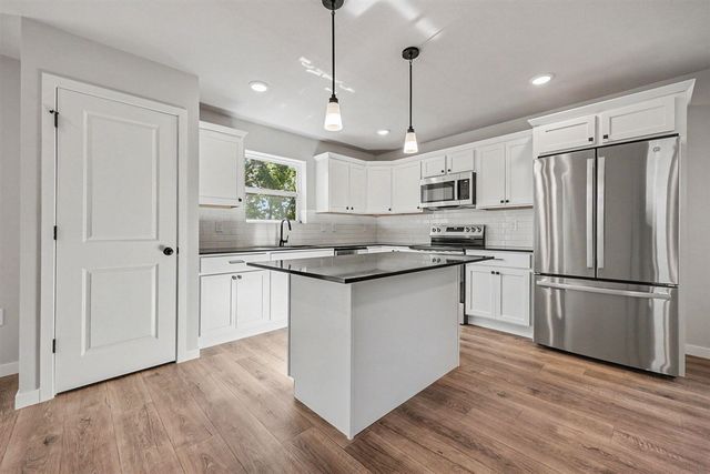 1002 Cedarwood Drive, Greenville, MI 48838