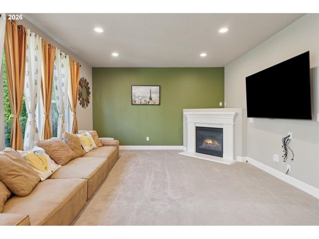 5228 Nw SHORELINE Way, Portland, OR 97229
