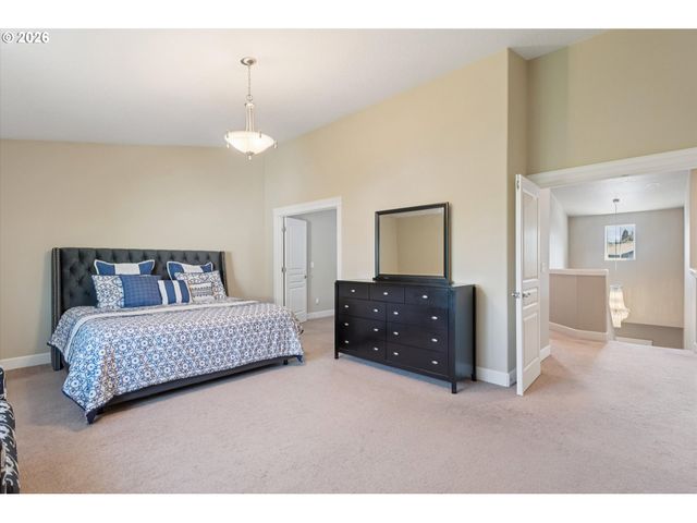 5228 Nw SHORELINE Way, Portland, OR 97229
