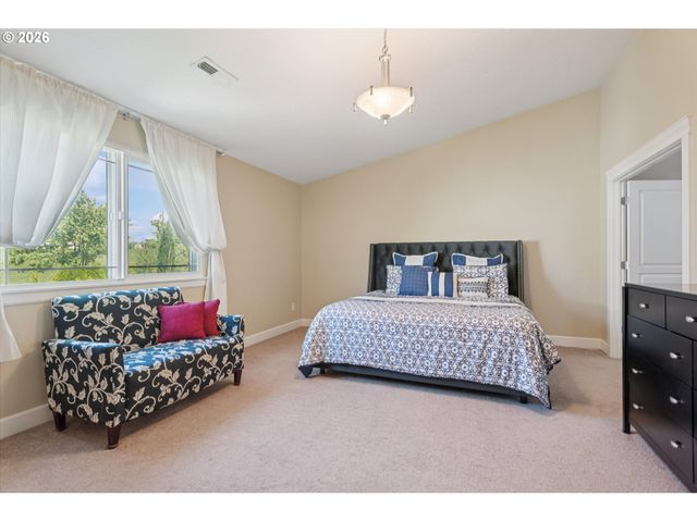 5228 Nw SHORELINE Way, Portland, OR 97229
