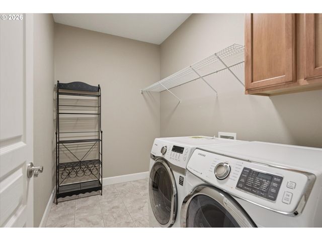 5228 Nw SHORELINE Way, Portland, OR 97229