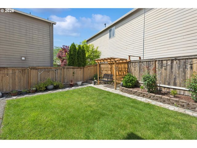 5228 Nw SHORELINE Way, Portland, OR 97229