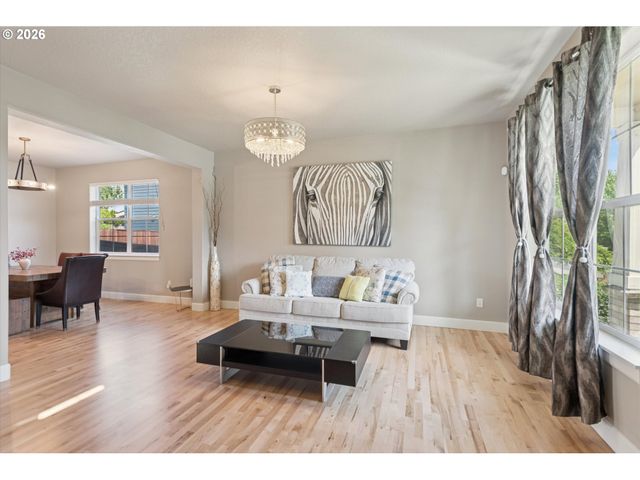 5228 Nw SHORELINE Way, Portland, OR 97229