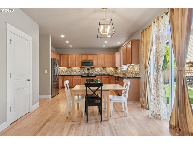 5228 Nw SHORELINE Way, Portland, OR 97229