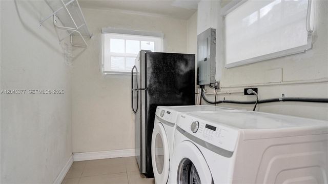 6431 S Coolidge Street, Hollywood, FL 33024