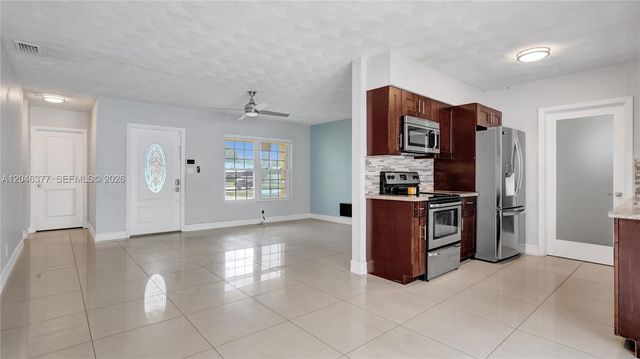 6431 S Coolidge Street, Hollywood, FL 33024