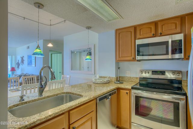 2000 New River Inlet Road 3303, North Topsail Beach, NC 28460