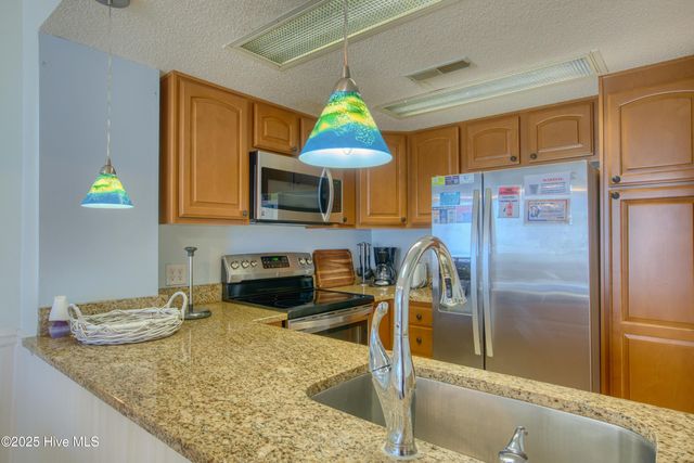 2000 New River Inlet Road 3303, North Topsail Beach, NC 28460