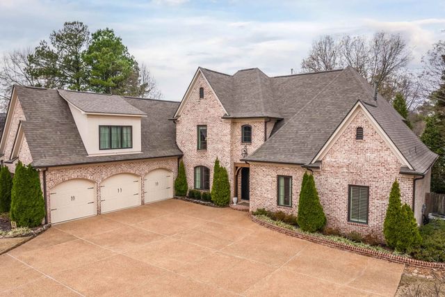 8930 CALUMET CV, Germantown, TN 38138