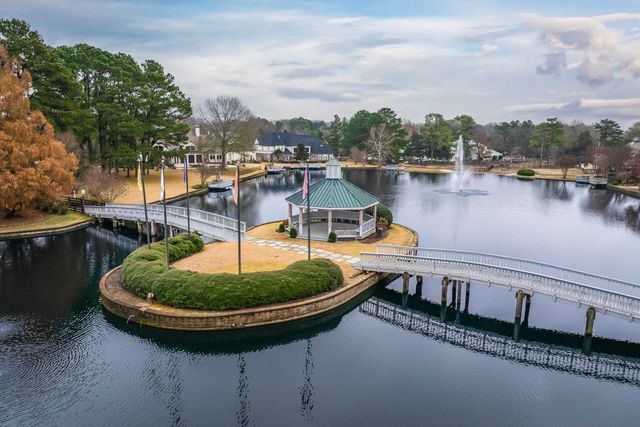 8930 CALUMET CV, Germantown, TN 38138