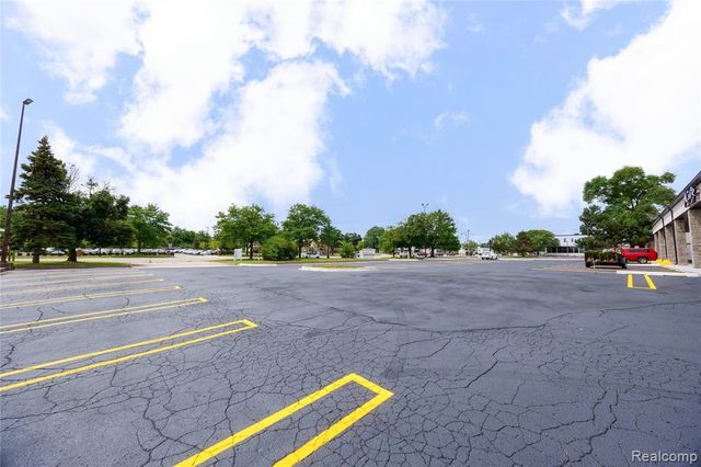 34788 Plymouth Road, Livonia, MI 48150