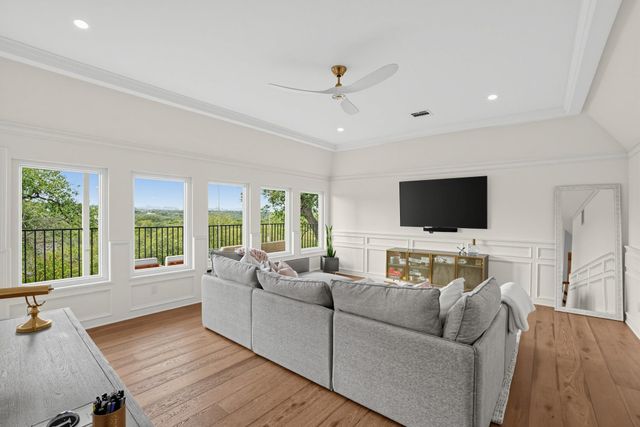 1908 Winter Park RD, Austin, TX 78746