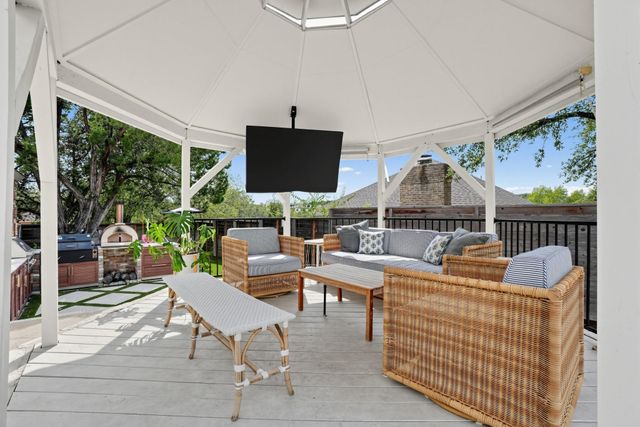 1908 Winter Park RD, Austin, TX 78746