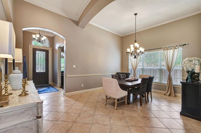 28330 Hollow Springs Lane, Spring, TX 77386