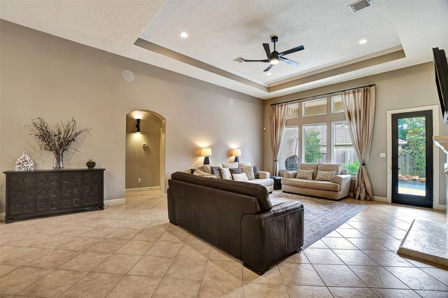 28330 Hollow Springs Lane, Spring, TX 77386