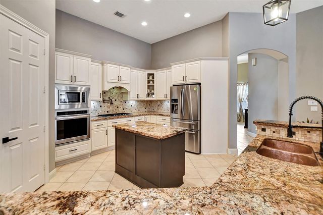 28330 Hollow Springs Lane, Spring, TX 77386