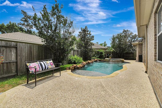 28330 Hollow Springs Lane, Spring, TX 77386