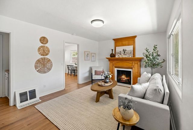 870 Portola Drive, Del Rey Oaks, CA 93940