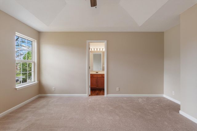 304 Arapaho Dr, Murfreesboro, TN 37128