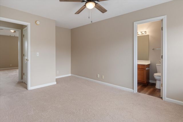 304 Arapaho Dr, Murfreesboro, TN 37128