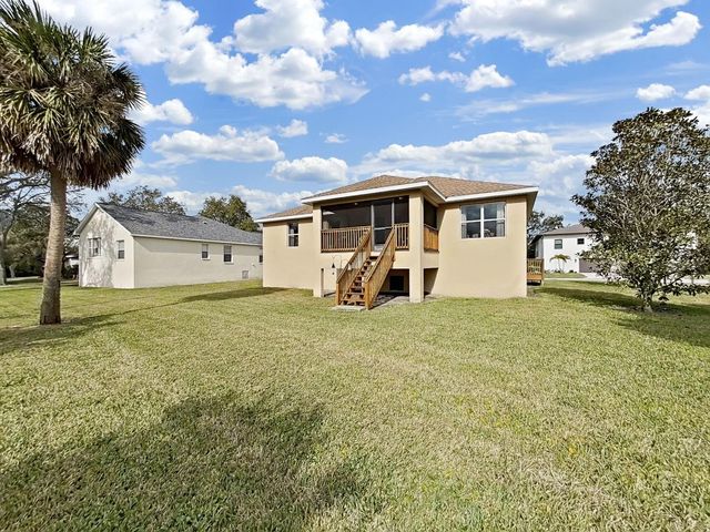 1025 LAKE AVOCA PLACE, Tarpon Springs, FL 34689