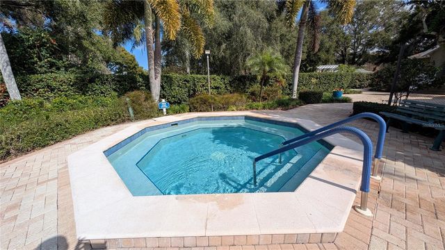 1025 LAKE AVOCA PLACE, Tarpon Springs, FL 34689