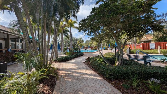 1025 LAKE AVOCA PLACE, Tarpon Springs, FL 34689