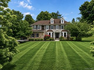84 Mansion Ridge Boulevard, Monroe, NY 10950