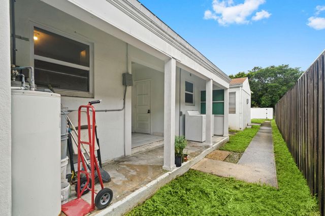 1602 S 17th Avenue 1-3, Hollywood, FL 33020