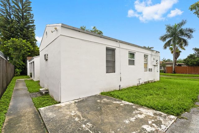 1602 S 17th Avenue 1-3, Hollywood, FL 33020