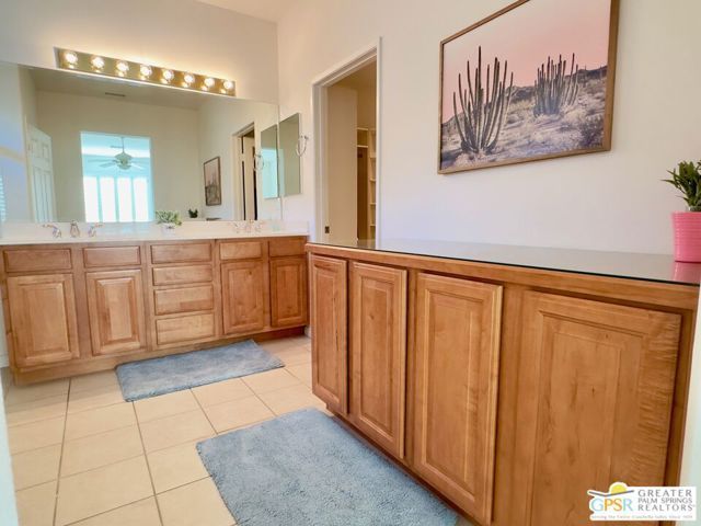 78703 Stansbury Court, Palm Desert, CA 92211