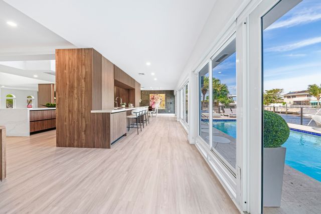 11 Castle Harbor Isle Drive, Fort Lauderdale, FL 33308