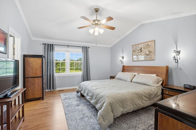 8026 CAPTAINS CT, Frederick, MD 21701