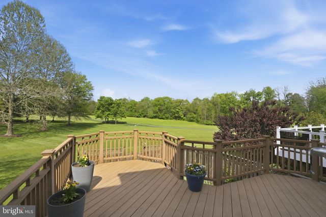 8026 CAPTAINS CT, Frederick, MD 21701
