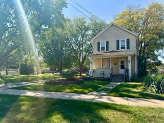 1264 Wauponsee Street, Morris, IL 60450