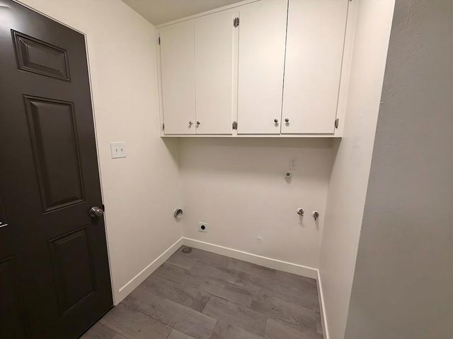 302 Sequoia Drive, Exeter, CA 93221