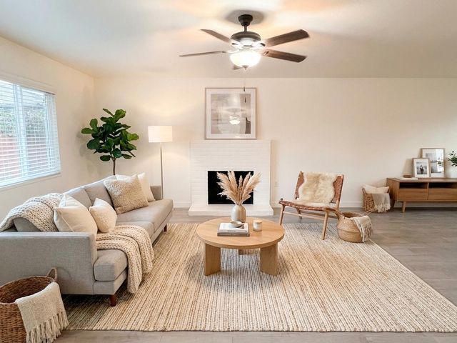 302 Sequoia Drive, Exeter, CA 93221